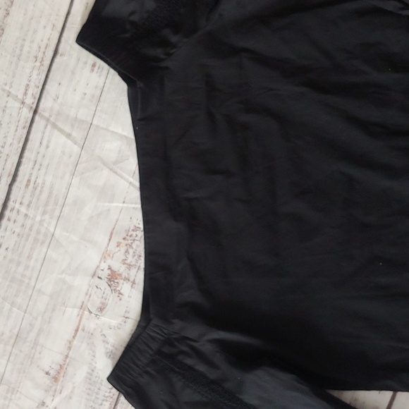 WHBM LACE DETAIL TOP - Picture 5 of 9